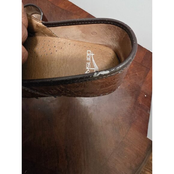 Dansko Women's Embossed Brown Leather Clogs Mom Core Size 39 - Picture 13 of 13